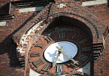 Rozmiar: 23869 bajtów